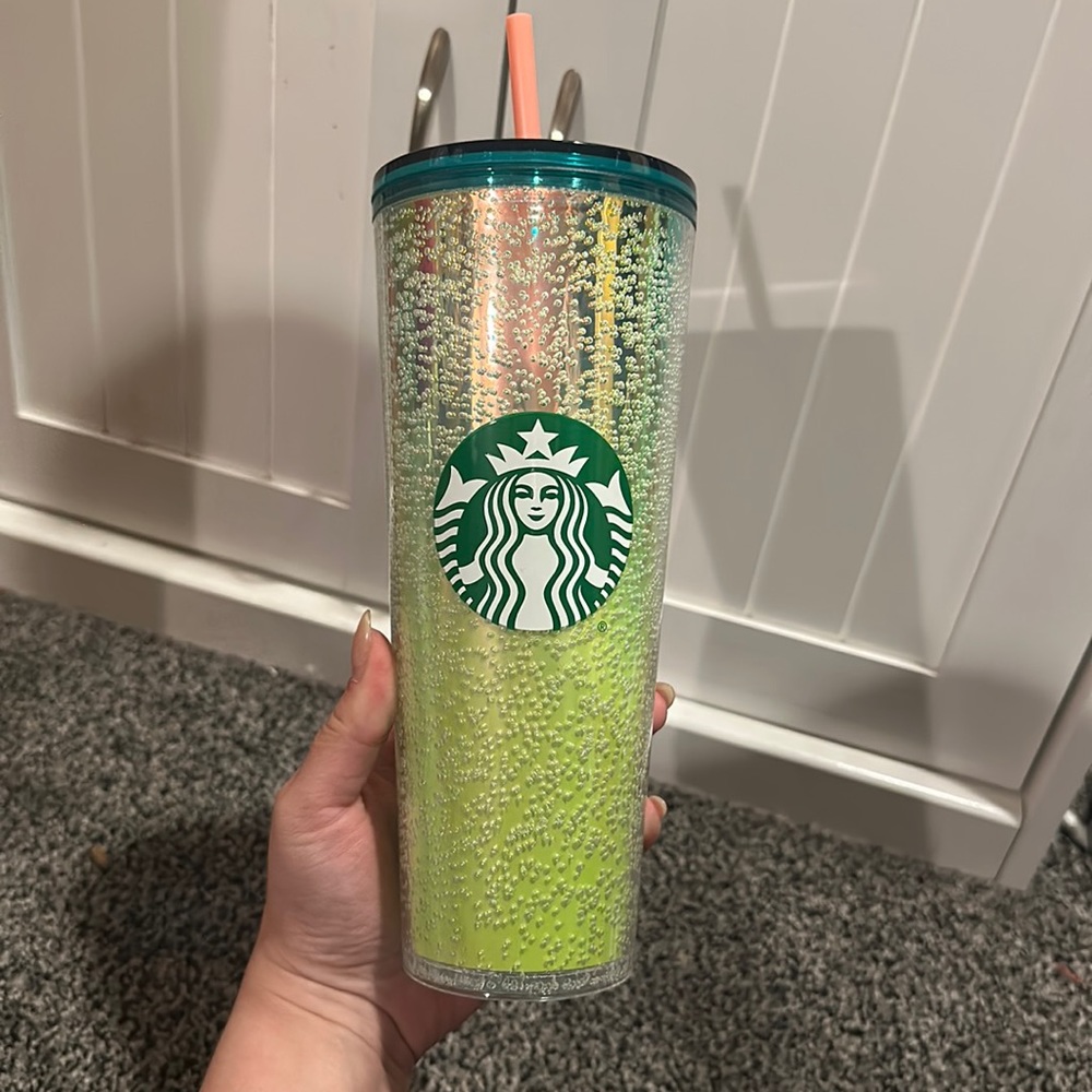 Starbucks 2022 tumbler yellow and green ombré bubbles